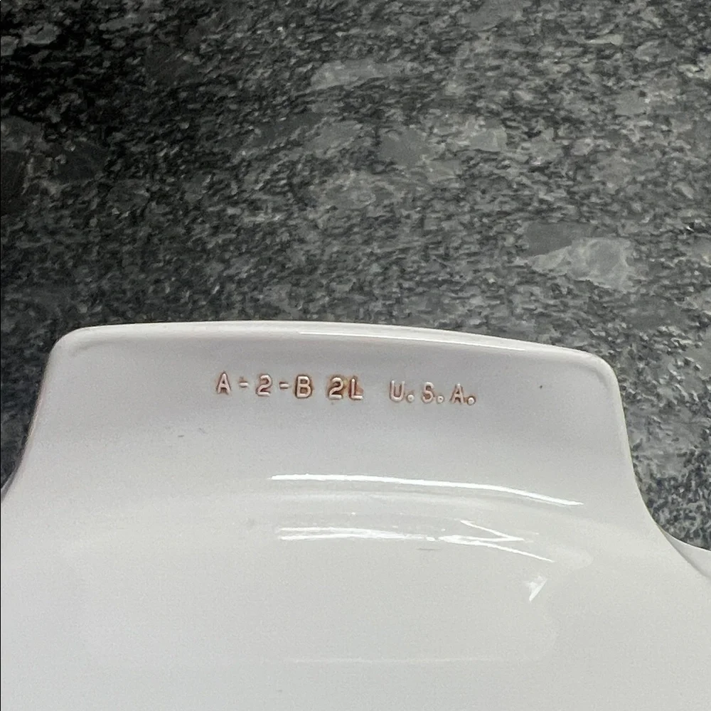 2ltr Blue Dusk Corningware Casserole White  Baking Dish. Exc condition